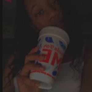 Meet your Posher, Nyla